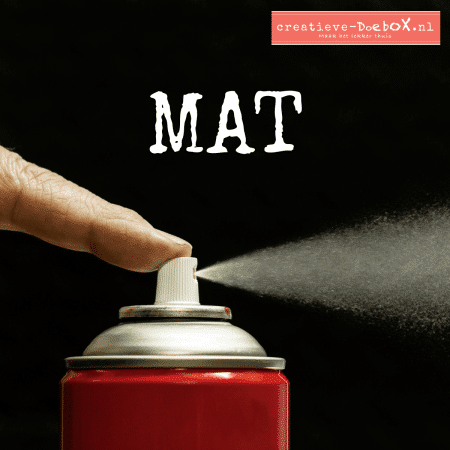 vernis in spuitbus mat