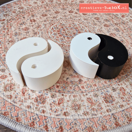 Yin Yang ornament van keramisch gips om te beschilderen, symbool voor balans en harmonie