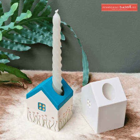 Kleurrijk beschilderde huisjeskandelaars – creatief DIY cadeau voor samenwoning