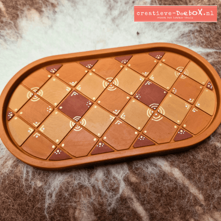 leuk ovaal schaaltje om te beschilderen