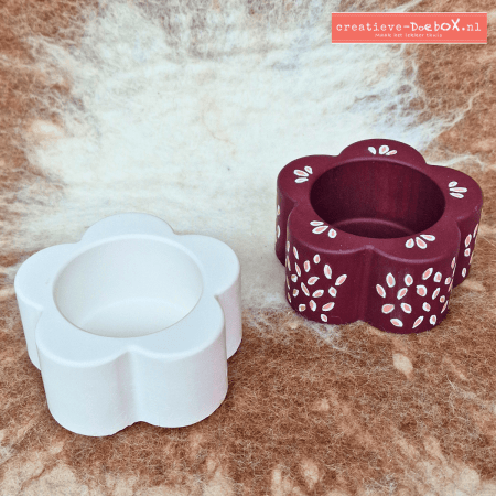 bloemvorm bij een waxinelichthouder