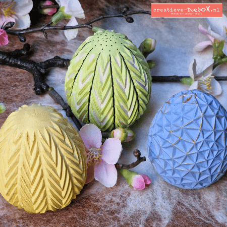 Lentegeluk set van 3 decoratieve eitjes van keramisch gips om te beschilderen
