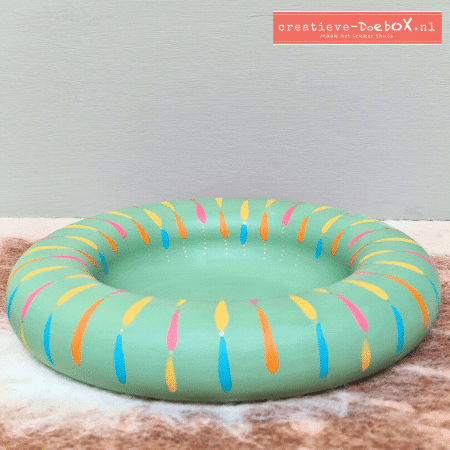 Beschilderde schaal model Oost-Vlaanderen – elegante decoratie op de brede rand